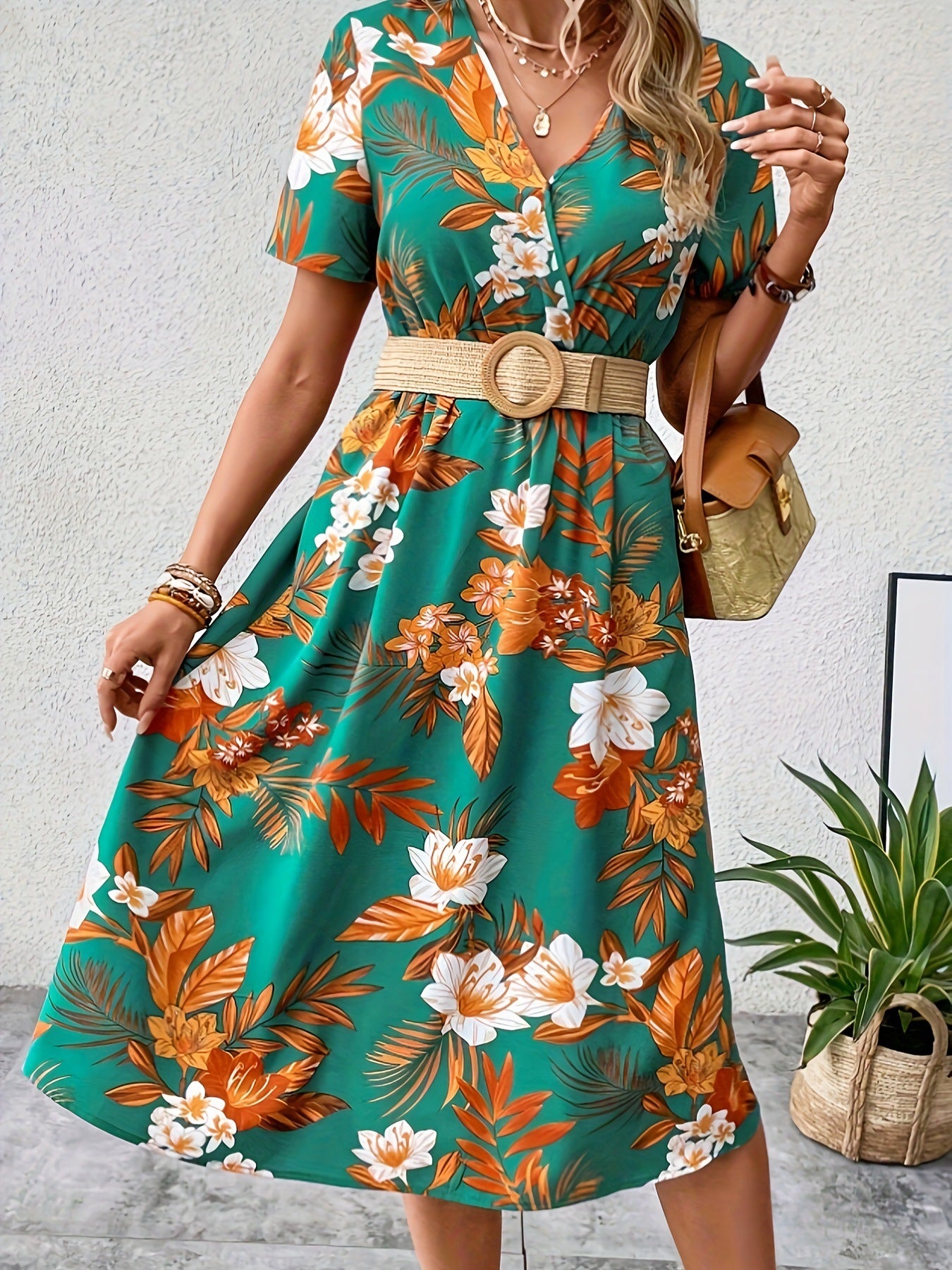 Printed V-Neck Midi Dress – Short Sleeve & Flowy Fit